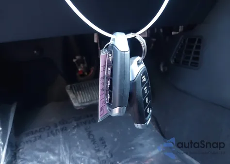 2025 Hyundai Venue Limited z USA, uszkodzony, nr VIN KMHRC8A31SU392970